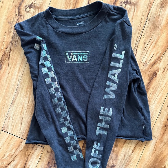 Vans Other - Vans Juniors Off the Wall Crop T